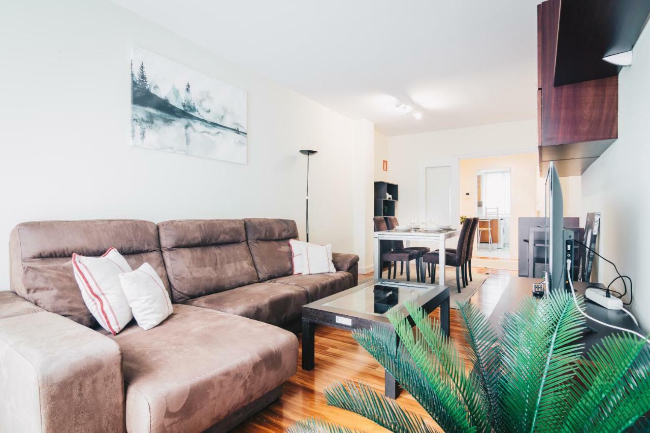 Sani Apartment By People Rentals Більбао Екстер'єр фото